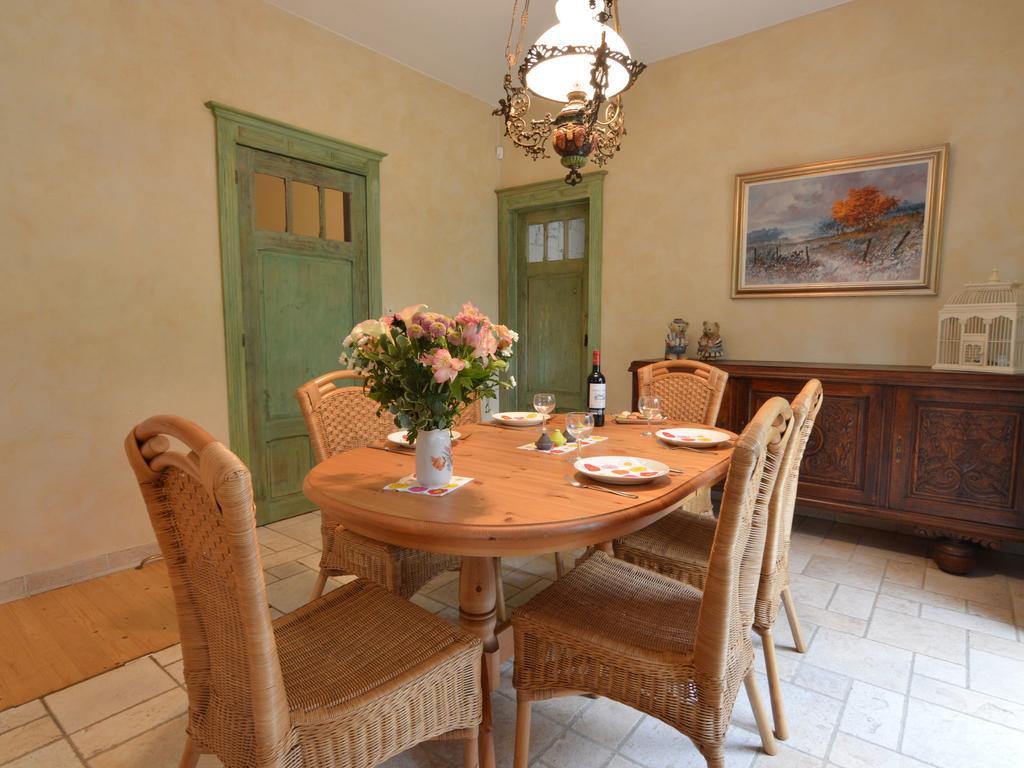 Furnished Bungalow In Monceau En Ardenne With Garden Barbecue Oizy Pokoj fotografie